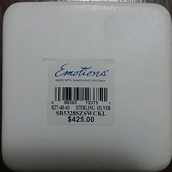 Emotions Sterling Silver Heart Frame Pendant - Picture 7 of 7